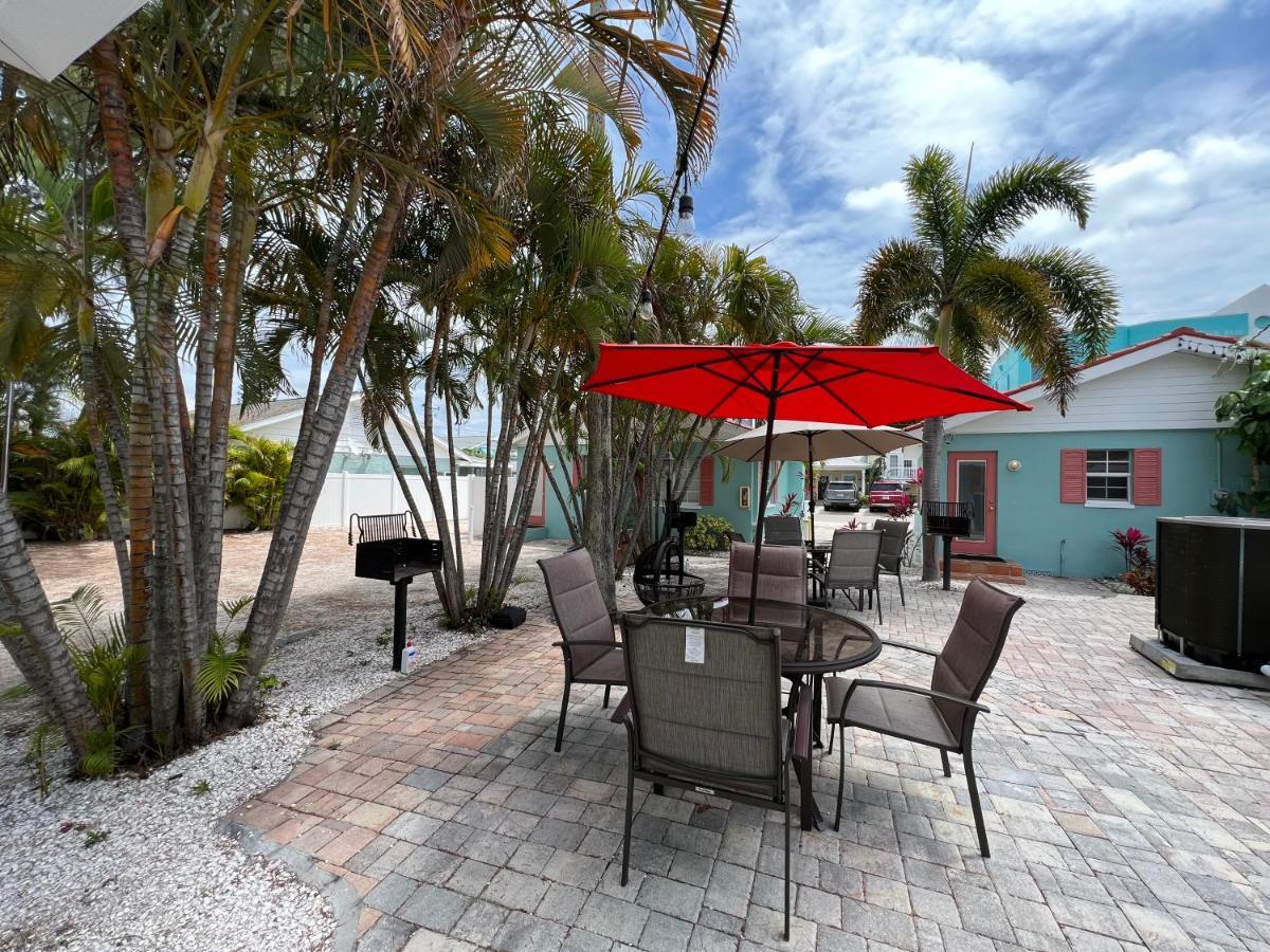 Готель Blue Waters Treasure Island Екстер'єр фото